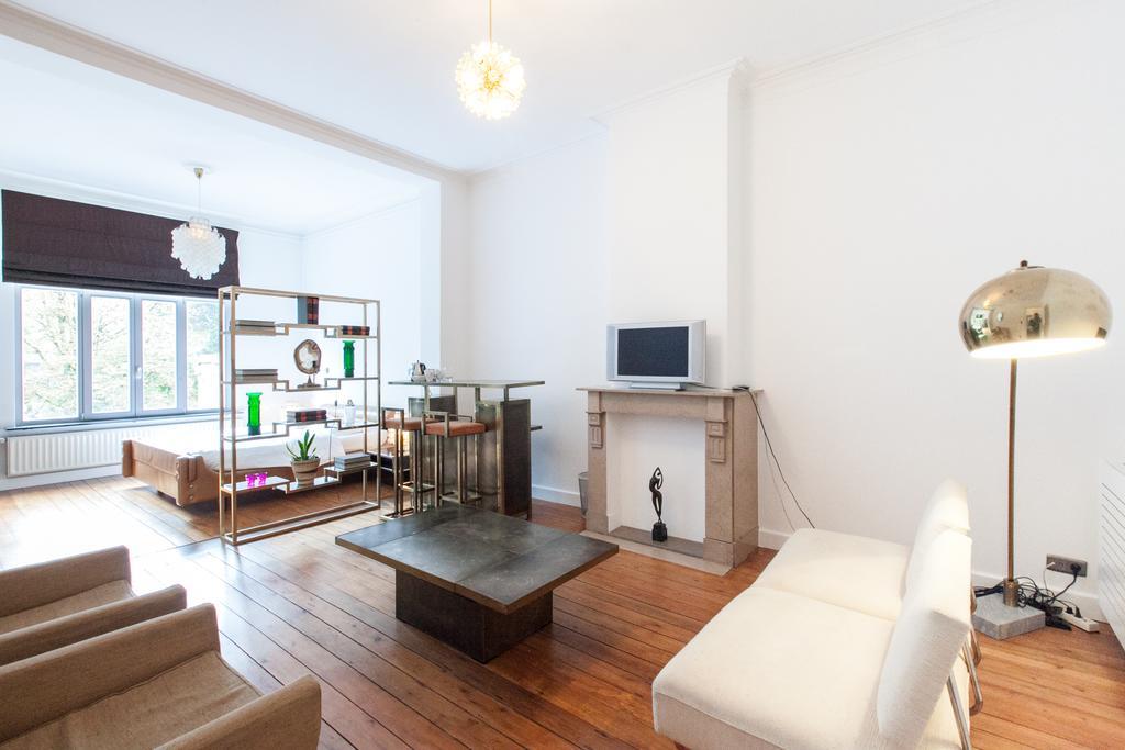 B&B Quatre20Cinq Антверпен Экстерьер фото